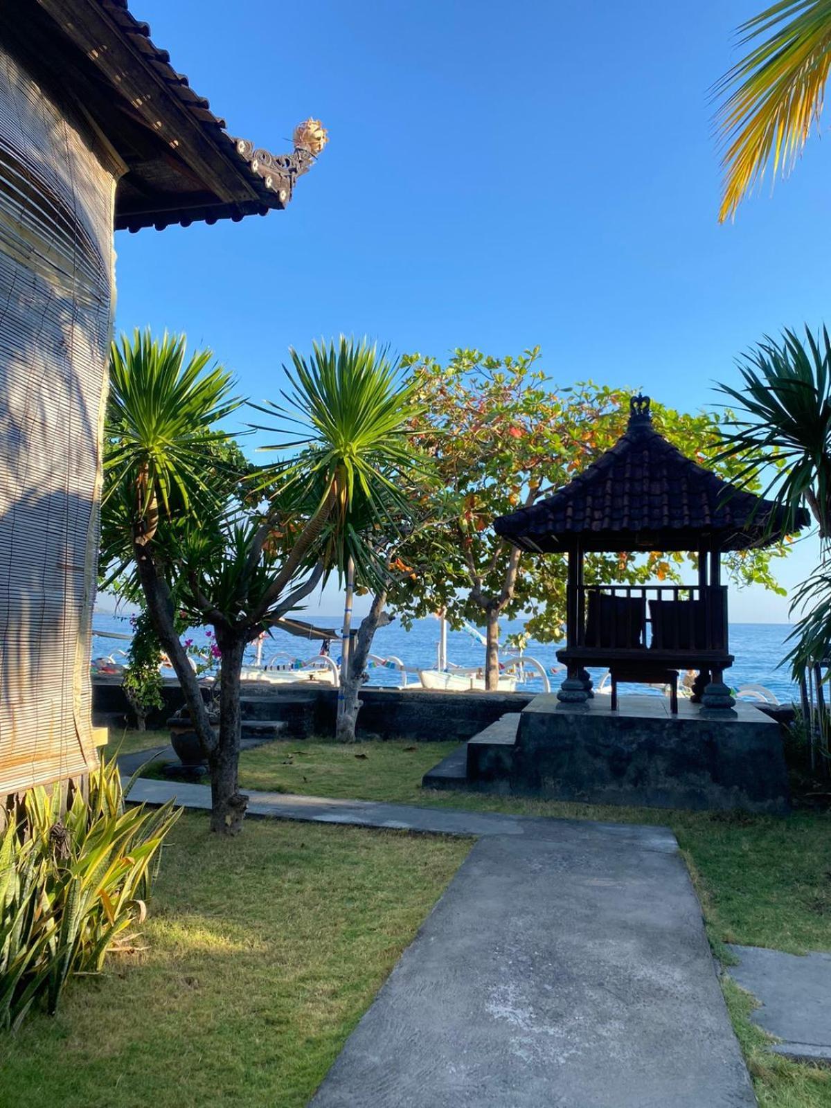 Putra'Lebah Amed Guest House Kültér fotó