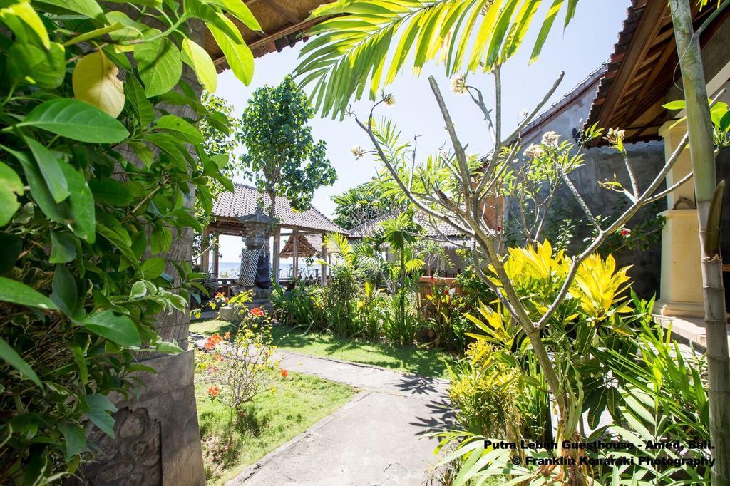 Putra'Lebah Amed Guest House Kültér fotó