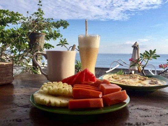 Putra'Lebah Amed Guest House Kültér fotó